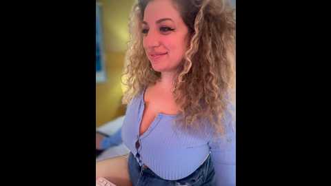 Media: miamellycious Stripchat 2024-10-13 08:13:00