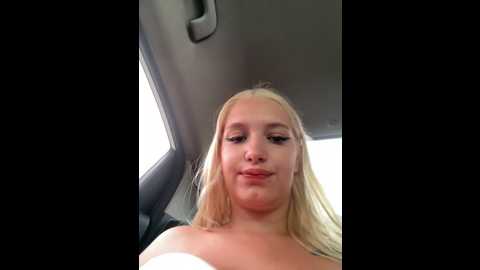 Media: milkyy_wway Stripchat 2024-10-13 09:07:00
