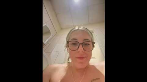 Media: mommmyyummy Stripchat 2024-10-13 14:14:00