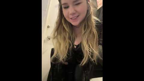 Media: pumashyxd Stripchat 2024-10-13 12:58:00
