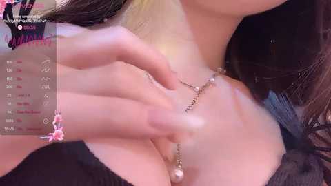 Media: sweet_angel999 Stripchat 2024-10-13 14:43:00