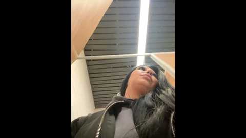 Media: tisha_busty Stripchat 2024-10-13 14:29:00