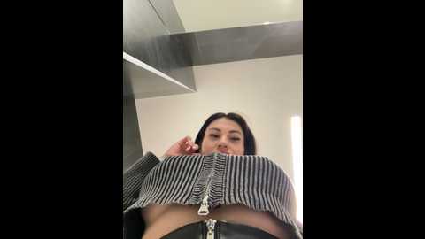 Media: wet__bunny Stripchat 2024-10-13 13:07:00