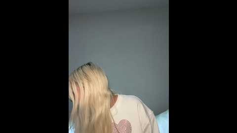 Media: allylove03 Stripchat 2024-10-14 07:27:00