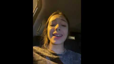 Media: cherry____pie Stripchat 2024-10-14 18:11:00