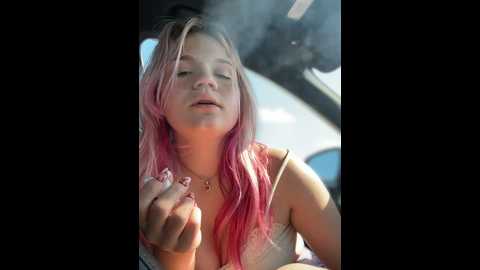 Media: cutiepiespanks Stripchat 2024-10-14 19:55:00