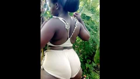 Media: holygrail001 Stripchat 2024-10-14 11:35:00