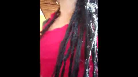 Media: izabella_bella Stripchat 2024-10-14 08:47:00
