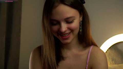 Media: karinbates Stripchat 2024-10-14 15:05:00