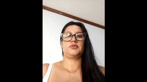 Media: keilymadam Stripchat 2024-10-14 02:09:00