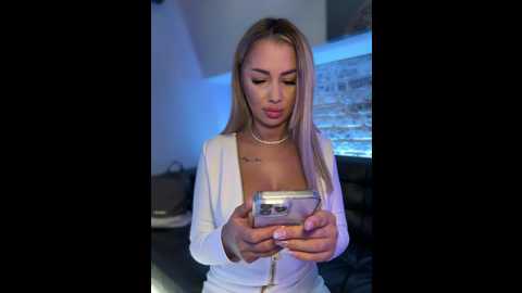 Media: kirstievegas Stripchat 2024-10-14 18:49:00