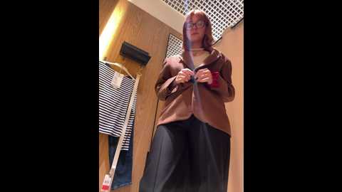 Media: lexy__fox Stripchat 2024-10-14 13:58:00