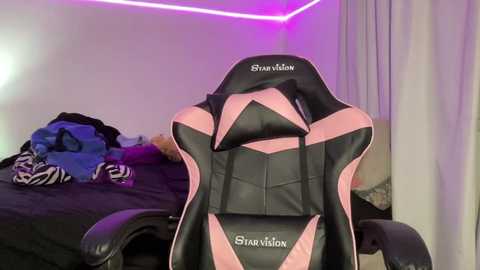 Media: lolykush Stripchat 2024-10-14 05:39:00