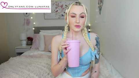 lunaraexo @ stripchat on 20241014