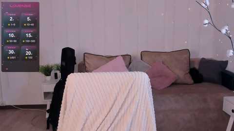 Media: monica_lane_ Stripchat 2024-10-14 06:46:00