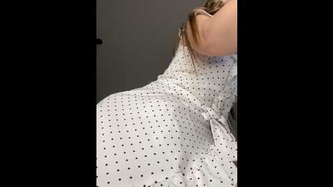 Media: nickilike Stripchat 2024-10-14 13:16:00
