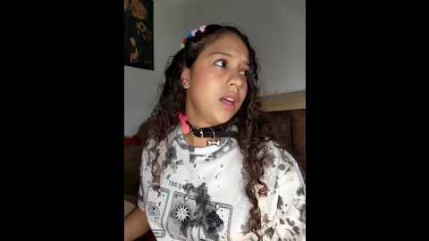 Media: shara_dreams Stripchat 2024-10-14 02:58:00