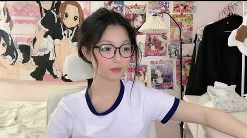 Media: smallmeow_ Stripchat 2024-10-14 02:00:00