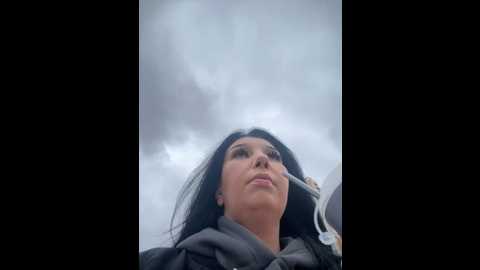 Media: tisha_busty Stripchat 2024-10-14 13:04:00