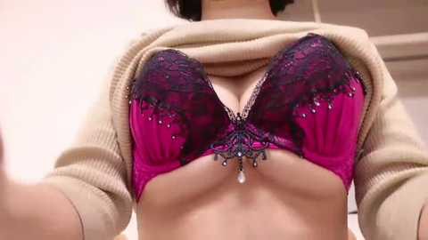 Media: xxsenaxx Stripchat 2024-10-14 12:21:00