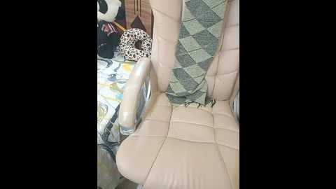 Media: ashwini_gowda_91 Stripchat 2024-10-15 06:56:00