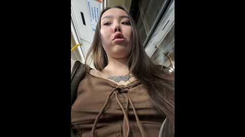 Media: asian_asami Stripchat 2024-10-15 17:05:00