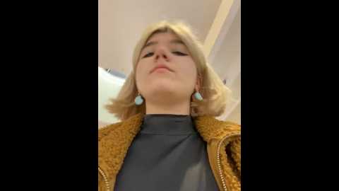 Media: baby__naughty Stripchat 2024-10-15 17:52:00