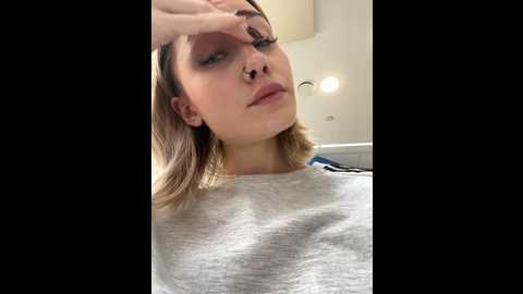 Media: baby_brownie Stripchat 2024-10-15 12:10:00