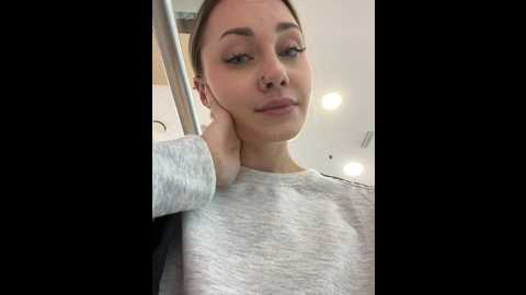 Media: baby_brownie Stripchat 2024-10-15 15:07:00