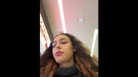 Media: cherry____pie Stripchat 2024-10-15 17:09:00