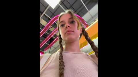 Media: enjoy_my_beauty Stripchat 2024-10-15 07:28:00
