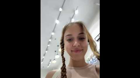 Media: enjoy_my_beauty Stripchat 2024-10-15 08:20:00