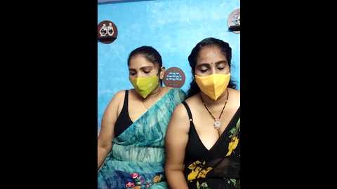 Media: hemika_your_dol Stripchat 2024-10-15 14:06:00