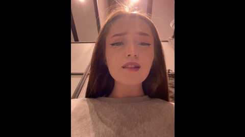 Media: jessi_meow Stripchat 2024-10-15 13:00:00