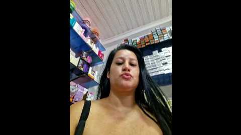Media: keilymadam Stripchat 2024-10-15 17:29:00