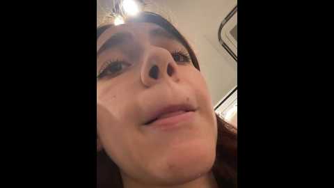 Media: lily__belle Stripchat 2024-10-15 17:52:00