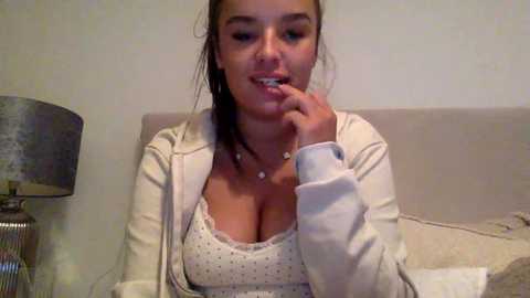 Media: maisie_smith Stripchat 2024-10-15 16:30:00