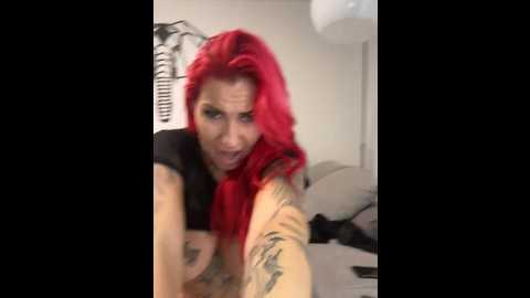 Media: mia_fuchs Stripchat 2024-10-15 15:53:00