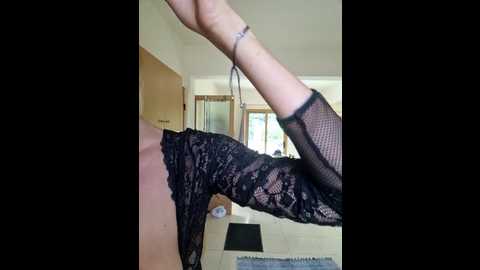 Media: missmialicious Stripchat 2024-10-15 09:05:00