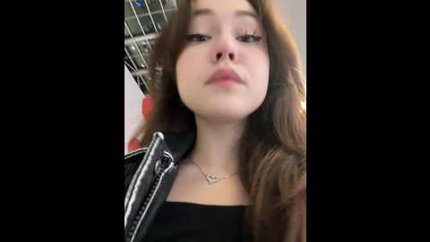 Media: peachy_dream Stripchat 2024-10-15 17:13:00