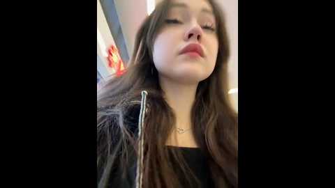 Media: peachy_dream Stripchat 2024-10-15 17:23:00