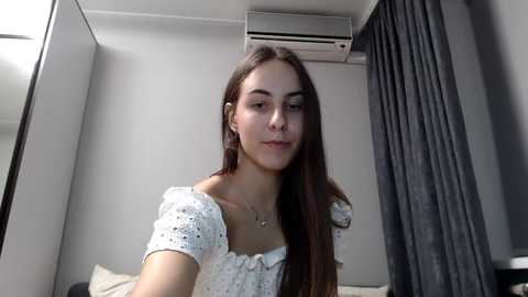 Media: sierrasky_ Stripchat 2024-10-15 20:35:00