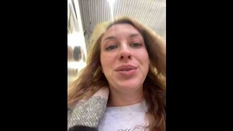 Media: sweet___emily Stripchat 2024-10-15 14:43:00