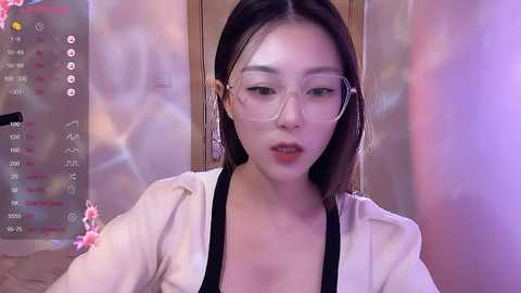 Media: sweet_angel999 Stripchat 2024-10-15 14:29:00