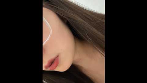 Media: sweet_angel999 Stripchat 2024-10-15 16:01:00