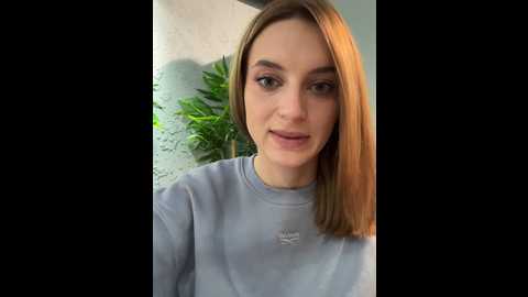 Media: _angelari_ Stripchat 2024-10-16 14:55:00