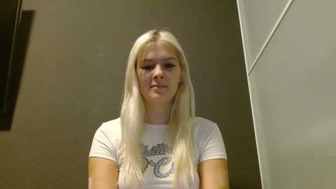 Media: allylove03 Stripchat 2024-10-16 05:25:00