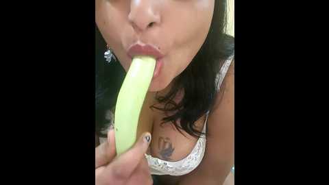 Media: ashwini_gowda_91 Stripchat 2024-10-16 19:47:00