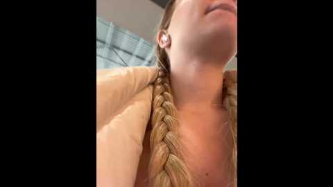 Media: baby_tiny Stripchat 2024-10-16 11:43:00