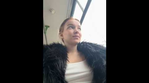 Media: baby_tiny Stripchat 2024-10-16 13:19:00